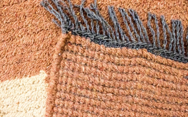 Nepal Teppich 70 x 140 cm - braun