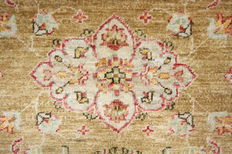 Ziegler Teppich 209 x 297 cm - gold