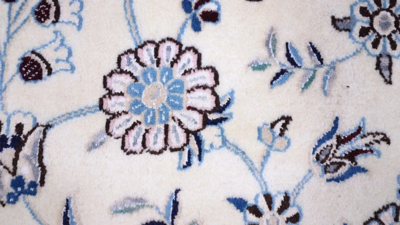 Perserteppich - Nain 200 x 307 cm - beige