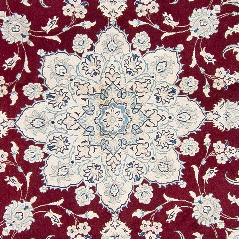 Perserteppich - Nain 240 x 240 cm - dunkelrot