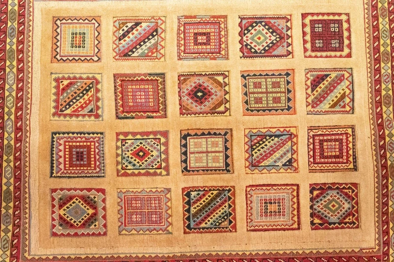 Perserteppich - Nomadic 121 x 149 cm - gold