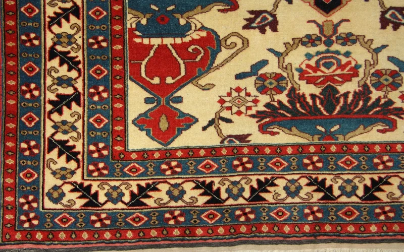 Afghan Teppich 114 x 135 cm - beige