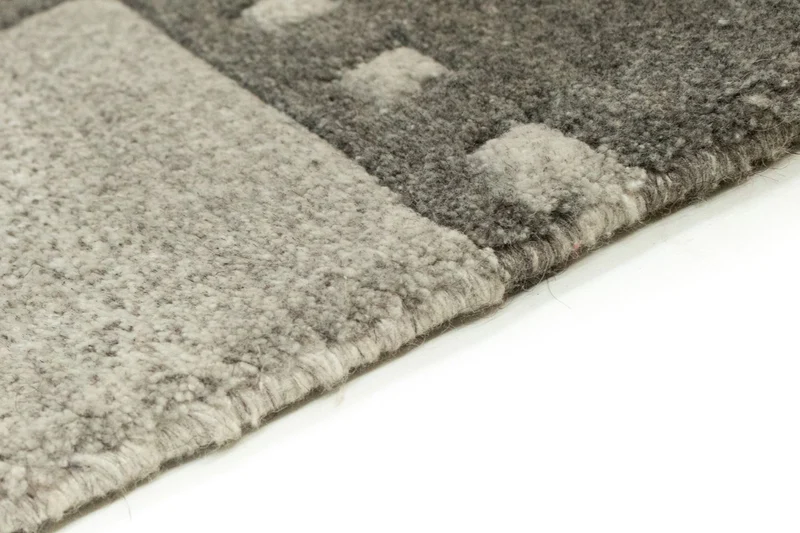 Nepal Teppich 140 x 200 cm - grau