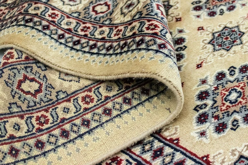 Pakistan Teppich 128 x 174 cm Teppichbrücke