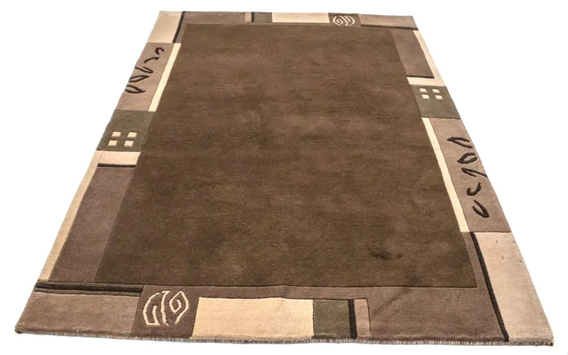 Nepal Teppich 144 x 199 cm - braun