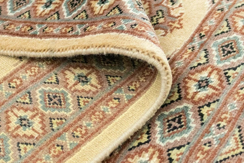 Pakistan Teppich 77 x 122 cm Teppichbrücke