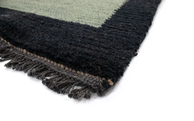 Nepal Teppich 70 x 140 cm - grau