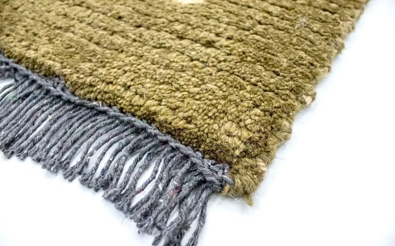 Nepal Teppich 70 x 140 cm - grün