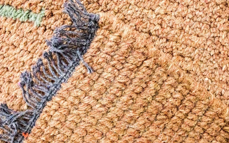 Nepal Teppich 70 x 140 cm - braun