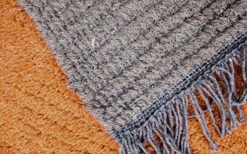 Nepal Teppich 70 x 140 cm - mehrfarbig