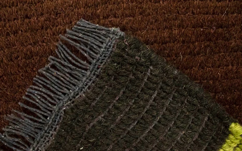 Nepal Teppich 70 x 140 cm - braun