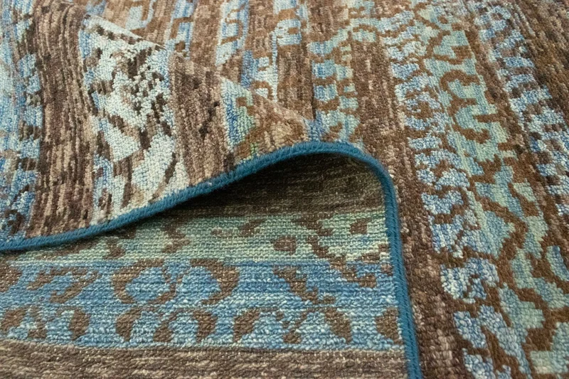 Designer Teppich 240x293cm - mehrfarbig