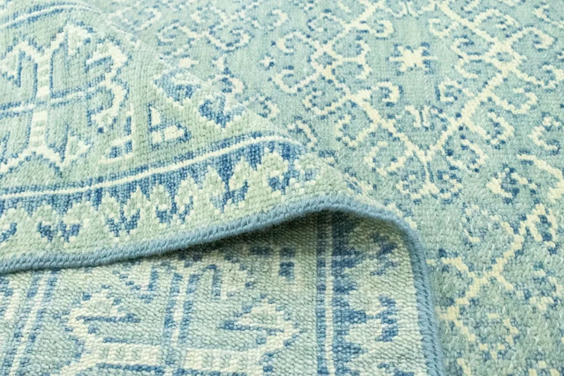 Designer Teppich 258x301cm - hellblau